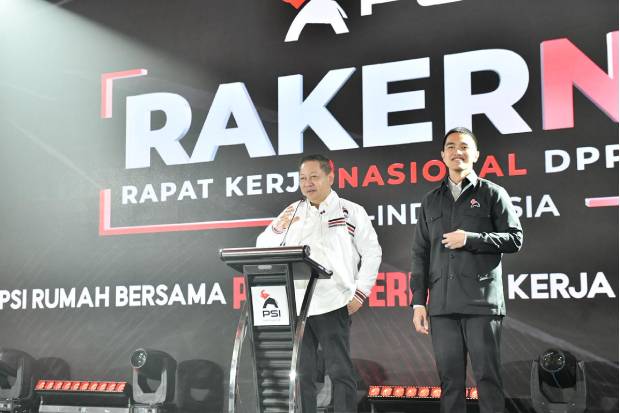 Di Rakernas, Kaesang Resmikan RMS Bergabung ke PSI Lewat Pantun