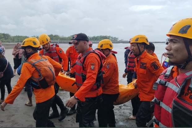 Nelayan Tenggelam saat Pasang Jaring Ditemukan Meninggal Dunia
