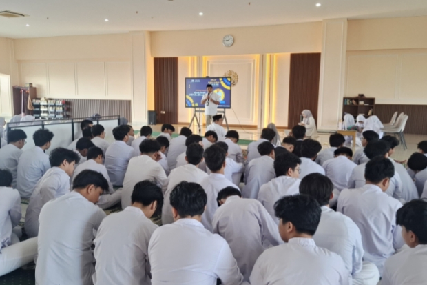 SMA Islam Athirah 1 Perkuat Mental Riset Siswa Lewat Diklat KIR