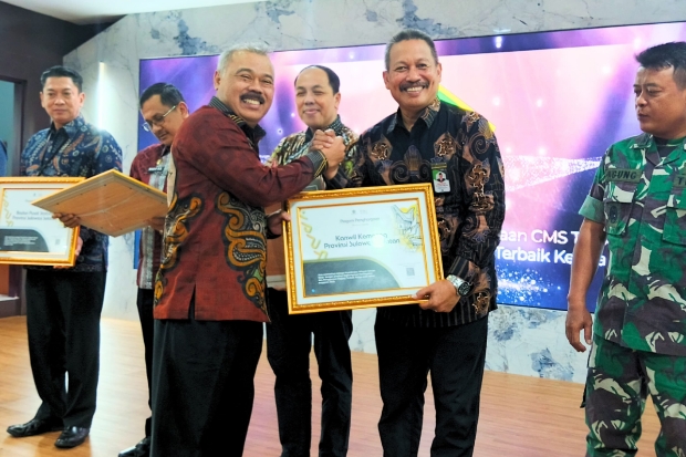 Kanwil Kemenag Sulsel Raih Dua Penghargaan di Regional Treasury Forum
