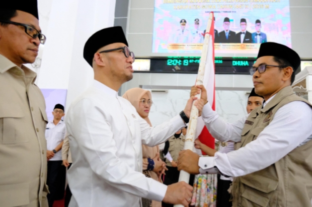 Gowa Lepas 1.421 JCH, Wamenhaj Tegaskan Kuota Transparan dan Berkeadilan