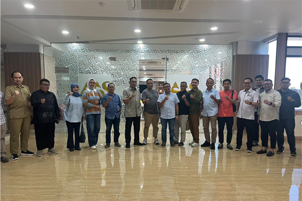 Rapat Perdana, Ramli Rahim Cek Persiapan Panitia Mubes IKA Unhas