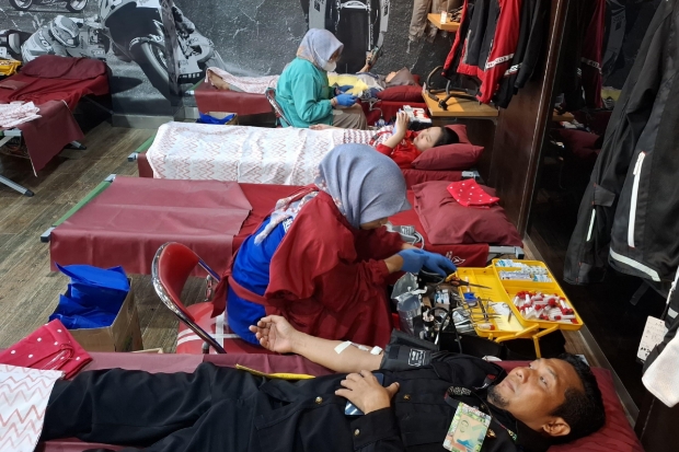 Asmo Sulsel Gelar Donor Darah Rutin, Sekaligus Rayakan HUT Astra ke-69