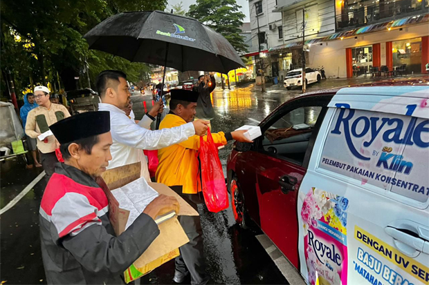 Golkar Sulsel Berbagi 300 Dos Setiap Hari untuk Buka Puasa Selama Ramadan