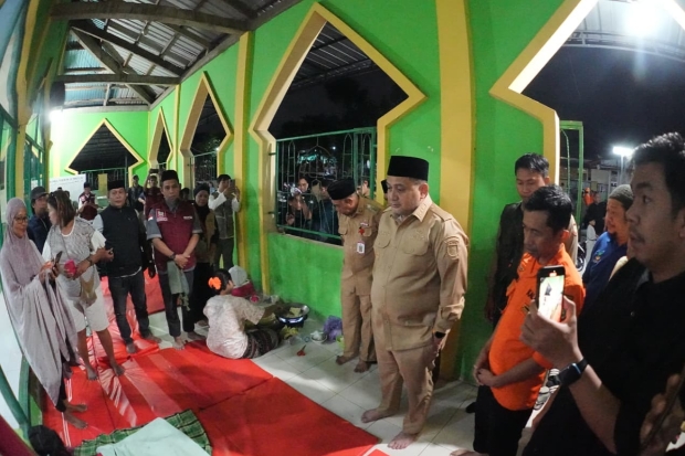 Banjir Rendam Perumnas Antang, Appi Pastikan Seluruh Kebutuhan Pengungsi Terjamin