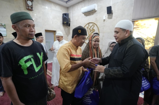 Safari Ramadan, Munafri Tekankan Peran Masjid Bina Generasi Qurani