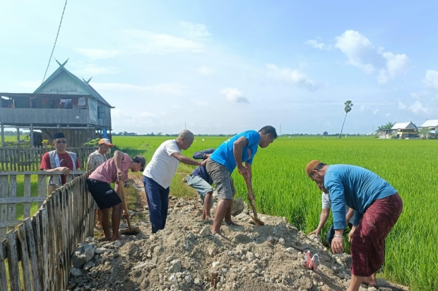 PT Semen Tonasa Dukung Pembangunan Infrastruktur di Desa Bulu Cindea