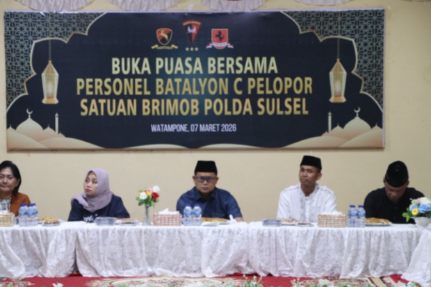 Brimob Polda Sulsel Gelar Bukber dan Bagikan 1.000 Paket Ramadan