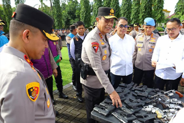 Cek Senpi Serentak, Kapolda Sulsel Tekankan Moralitas Personel