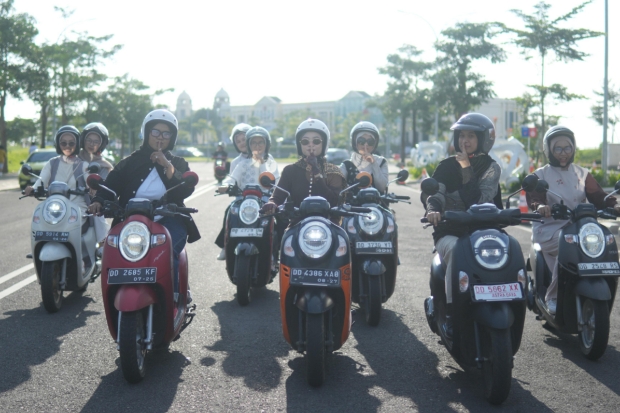 Asmo Sulsel Gelar Hijabers Serenity Ride, Riding Seru Pengguna Scoopy dengan Nuansa Ramadan