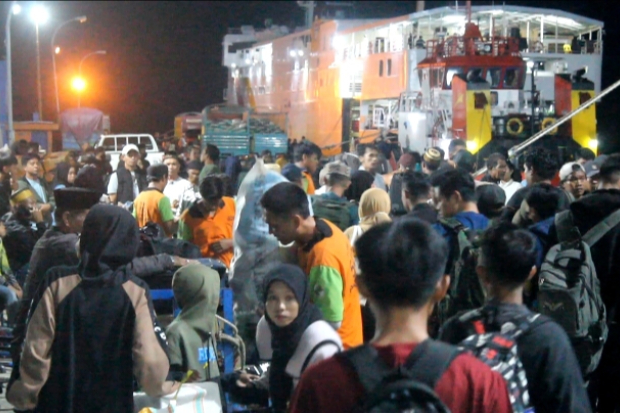 601 Penumpang Turun di Pelabuhan Parepare, Arus Mudik Mulai Melandai