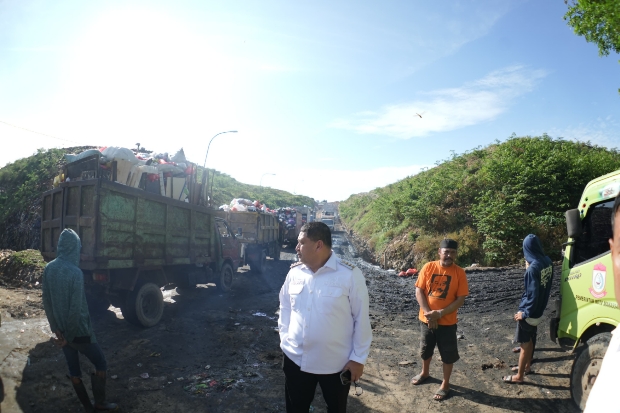 Pemkot Makassar Kucurkan Rp10,6 Miliar Perbaiki Akses TPA Antang