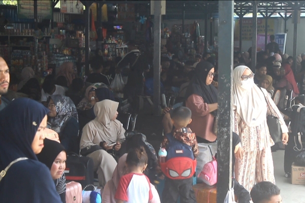 Puncak Kedua Arus Balik, 7.000 Penumpang Serbu Pelabuhan Nusantara Parepare