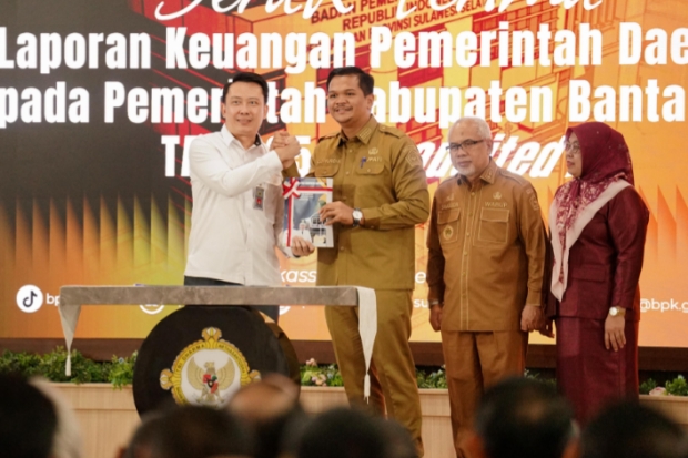 Penuhi Kewajiban, Pemkab Bantaeng Serahkan LKPD 2025 ke BPK