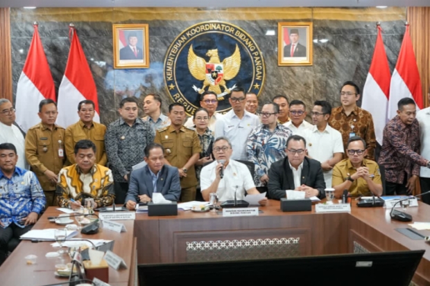 Wali Kota Makassar Bahas Percepatan Proyek PSEL Bersama Menko Pangan