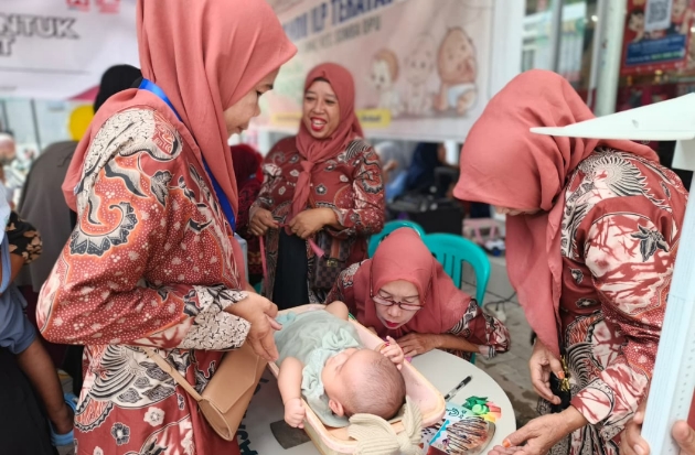 Alfamidi Gelar Edukasi Nutrisi Tepat Usia di Gowa, Sasar Ratusan Keluarga Balita