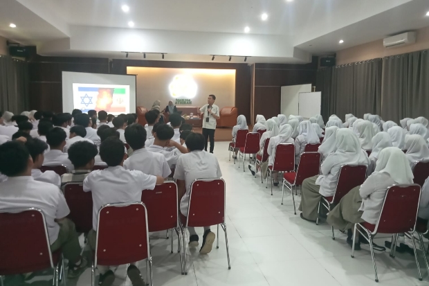 SMA Islam Athirah Bukit Baruga Bekali Siswa Hadapi Dunia Kuliah