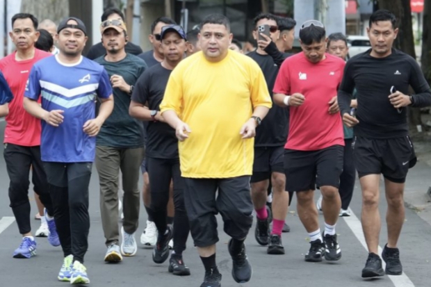 Jelang Makassar Half Marathon 2026, Munafri Ajak Warga Rutin Lari Tiap Akhir Pekan