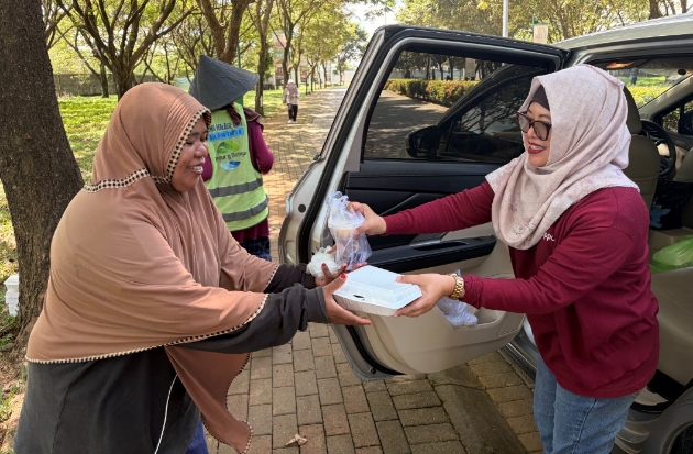 GMTD Dorong Ekonomi Warga Lewat Program Jumat Berbagi