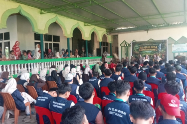 Siswa SMA Islam Athirah Bukit Baruga Gelar Village Observation di Desa Datara