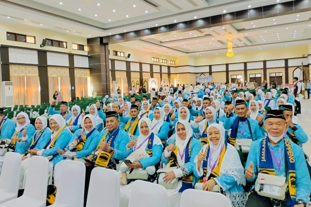 393 Jemaah Haji Kloter Pertama Soppeng Tiba di Asrama Haji Sudiang