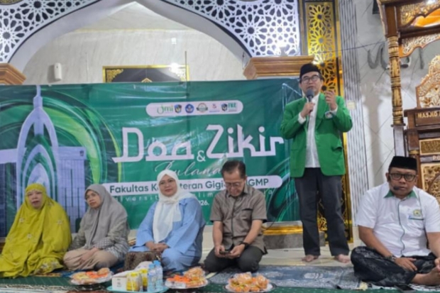 Penguatan Spiritual pada Zikir Akhir Bulan di FKG UMI