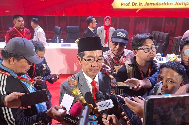 Bukan Sekadar Kuliah, Unhas Kini Siapkan Drone Pertanian dan Prodi AI