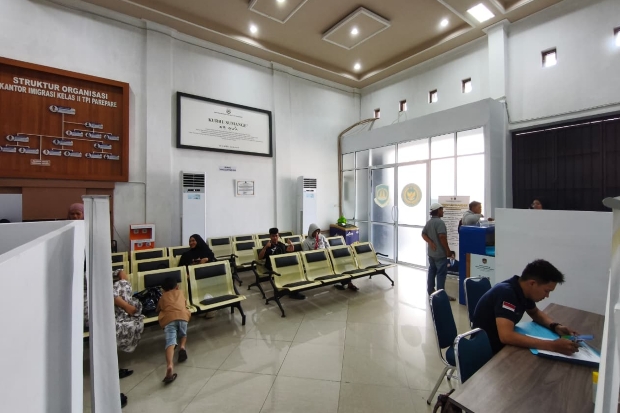 Pindah ke Kantor Sementara, Imigrasi Parepare Tetap Layani Paspor VIP