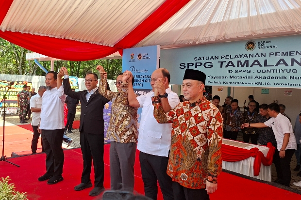 Unhas Bikin Sejarah, Kampus Pertama dengan Dapur MBG di Lingkup PTN-BH