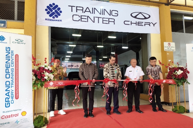 Chery Resmikan Training Center di Makassar, Perkuat Kompetensi Teknisi dan Layanan Aftersales