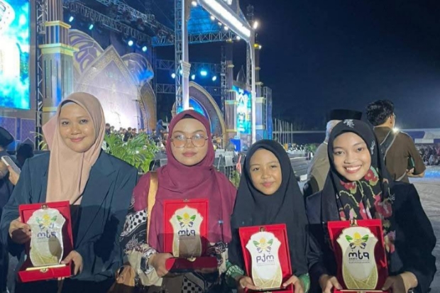 Kisah Inspiratif Keluarga Penghafal Al-Qur’an di Bone, Borong 4 Emas MTQ