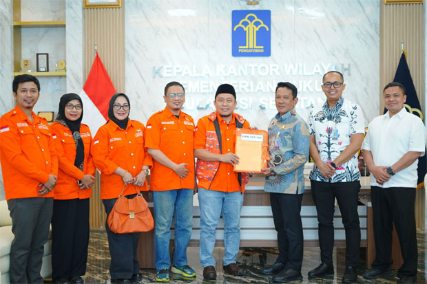 Penuhi Syarat, Kemenkum Sulsel Terbitkan Surat Keterangan Terdaftar untuk Partai Politik