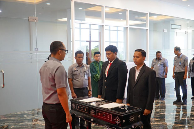 Notaris Pengganti Kabupaten Maros dan Bone Resmi Dilantik