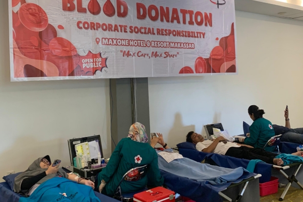 MaxOne Hotel & Resort Makassar Gelar Donor Darah Rutin Bersama Relawan PMI Makassar