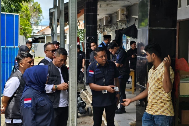 Imigrasi Makassar dan TIMPORA Data 694 Pengungsi Asing di 12 Lokasi