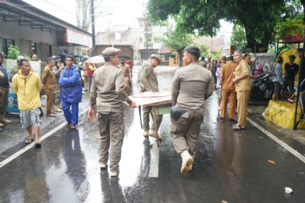 15 Tahun Gunakan Fasum-Fasos Berdagang, PKL di Tallo Ditertibkan