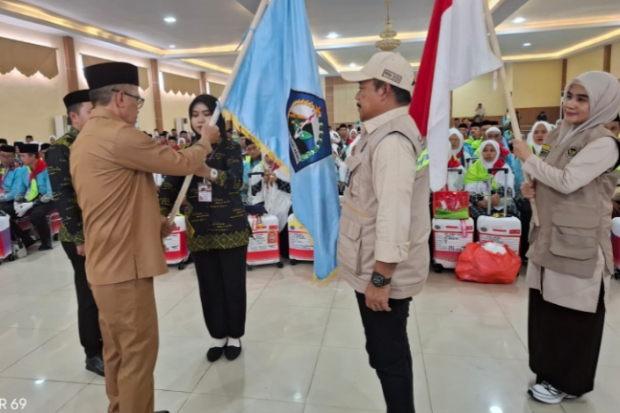 Kloter 42 Dilepas, Jamaah Haji Bantaeng Terbang ke Mekkah 20 Mei 2026