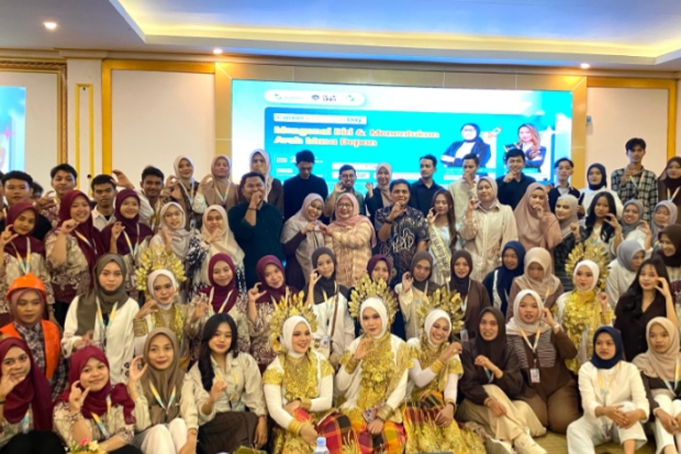 Mahasiswa BK FIP UNM Gelar Career Reflection Day Sebagai Tugas Akhir Mata Kuliah