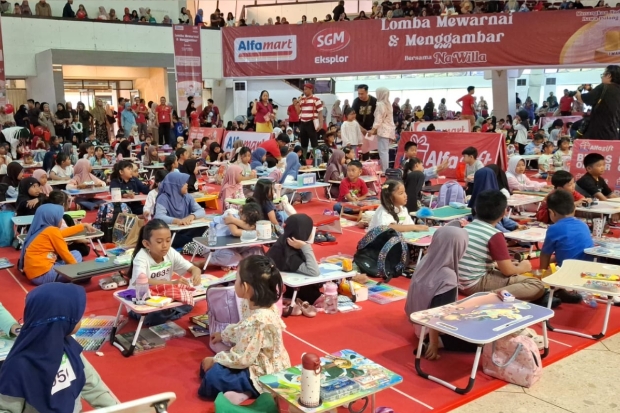 Ribuan Anak Meriahkan Lomba Mewarnai Alfamart dan SGM Eksplor di Makassar