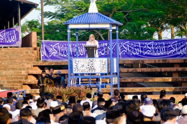 Salat Iduladha di RTH Syekh Yusuf, Bupati Gowa Ajak Warga Perkuat Persatuan