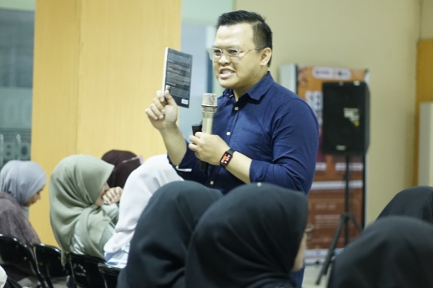 ITB Nobel Indonesia Gelar Pelatihan CV ATS dan Teknik Wawancara bagi Calon Lulusan