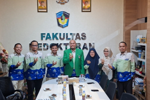 Milad ke-34 FK UMI Diramaikan Studium Generale hingga Layanan Kesehatan Gratis