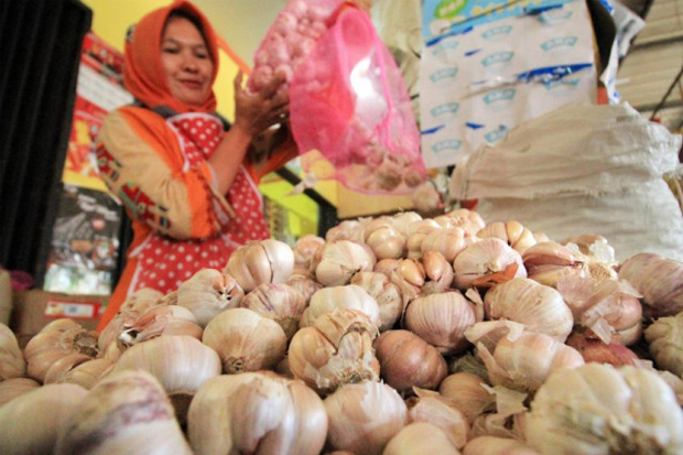 Dollar Tembus Rp18.000, Harga Cabai dan Bawang Merah di Parepare Melonjak