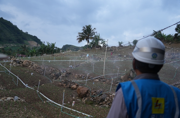Listrik PLN Pangkas Biaya Petani Bawang Enrekang hingga 60 Persen