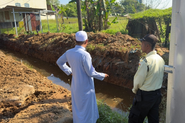Gubernur Sulsel Cek Langsung Progres Pekerjaan Jalan Hertasning-Aroepala dan Poros Pattallassang