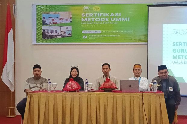 53 Siswa SMA Islam Athirah Bukit Baruga Makassar Ikuti Sertifikasi Guru Al-Qur’an
