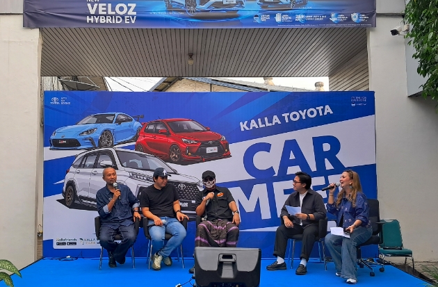 Om Mobi, Fitra Eri, & Ridwan Hanif Ramaikan Car Meet Kalla Toyota