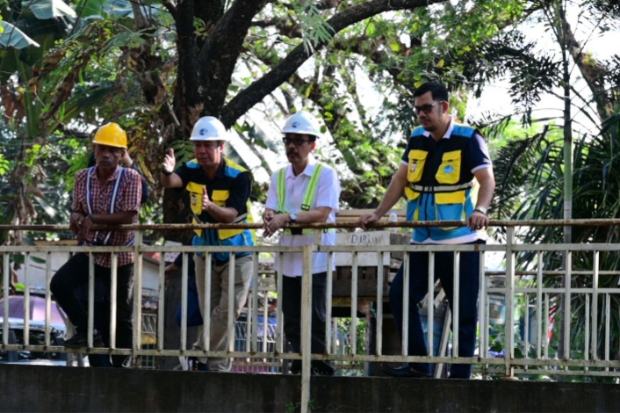 Andi Syahrum Pimpin Langsung Normalisasi Saluran Air Baku Abdesir-Manggala