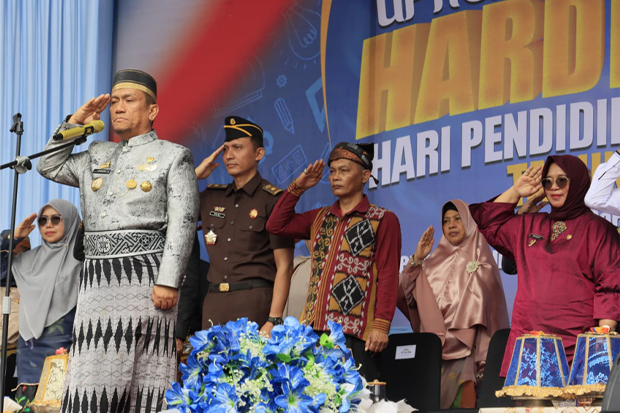 Momentum Hardiknas 2026, Bupati Irwan Dorong Peningkatan Pelayanan Pendidikan di Luwu Timur