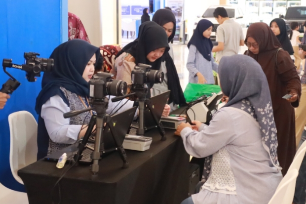 3 Hari di TSM, Layanan Eazy Passport Imigrasi Makassar Diminati Warga